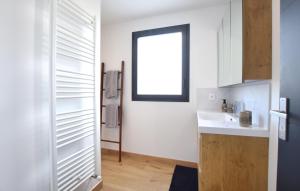 Maisons de vacances Maison Moderne Proche Plage : photos des chambres