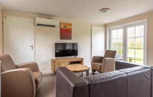 2 Bedroom Stunning Home In Wagenborgen