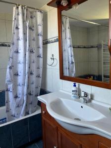 Cozy Countryside Home