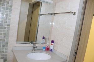 luxurious fully furnished three bedroom apartment with swimming pool ,fully equipped gym children play area, ample parking space and a relaxing rooftop with a breathtaking city views