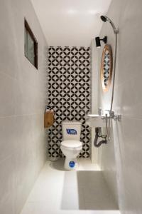 The Silk Lantern Saigon-Tranquil Stay with Private Rooftop for Group-Free Laundry