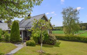 3 Bedroom Beautiful Home In Jämshög