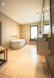 Hotels La Belle Vie : photos des chambres