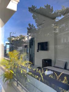 Ngôi nhà đầy nắng - Sunshine House 37A