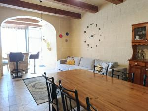 Tal-Bir Farmhouse by NA