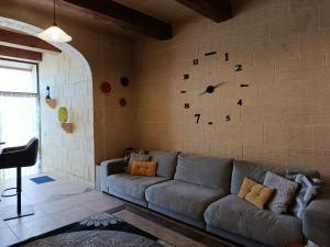 Tal-Bir Farmhouse by NA