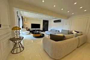 Cloud Nine by Alara - Luxury Private Pool and Garden Villa