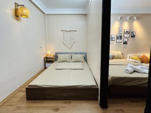 Vietnam Travelers Home 2 with Cozy Private Balcony