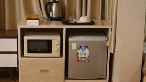 Vietnam Travelers Home 2 with Cozy Private Balcony