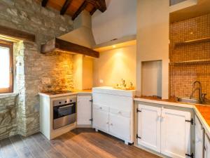 Beautiful Apartment in Sestino with Garden