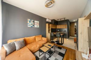 Harizma apartmani - Astera