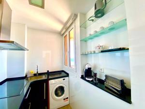 La Carihuela Terrace, sea views and pool