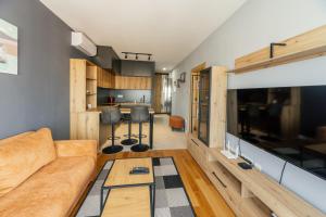 Harizma apartmani - Astera