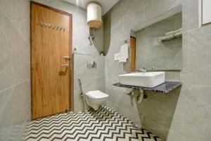 The Sunrise Vista Near Nizamuddin Railway Station