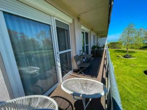 Alices Lakeside Escape Apartman