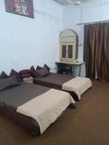 LUMEC Home Stay