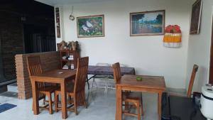 Evan House Homestay with Kitchens and Private Balconies