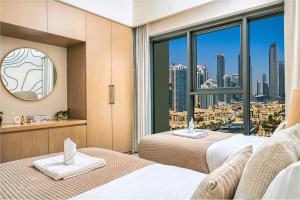 Skyline Gem Full Burj View 2BR Suite with Dubai Mall access by Maxx Value homes