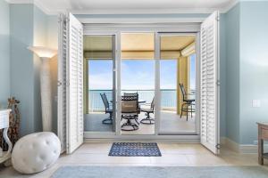 Beach Colony West 13C