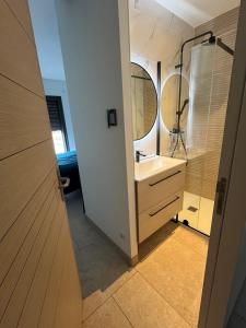 Maisons de vacances Villa d-Oleron 5 etoiles avec piscine : photos des chambres