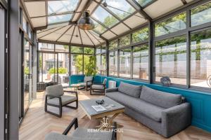 La Tour de lEstuaire Panoramic Sea View & Private Terrace