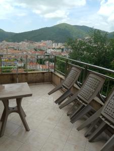 Vila Teodora - Ubytování bez kategorie ve městě Budva