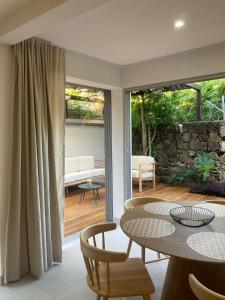 Mont Choisy Garden Patio Apartment Close to Beach