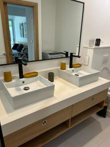 Mont Choisy Garden Patio Apartment Close to Beach