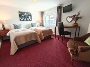 Family Room with Private Bathroom room in Stansted Lodge