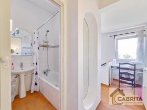 Cantinho do Almargem T1 by YHA