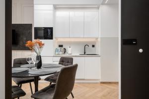 AYCON APARTMENTS by WARSAW