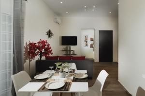 Sunny Central Apts & Suites by "Elite"