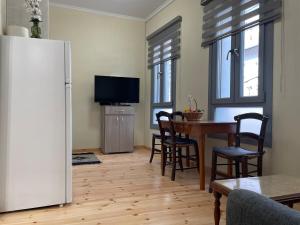 Chrisoulas Apartment 1