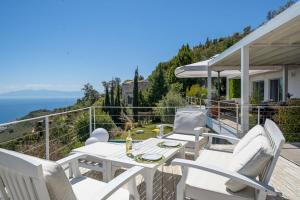 5BR Villa with Private Pool and Aegean Views