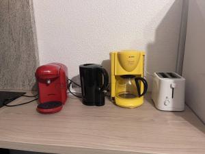 Appartements Charmant Chalet Montagne avec Parking, Proche Navettes - FR-1-812-111 : photos des chambres