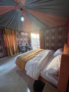 Al Raha Luxury Camp