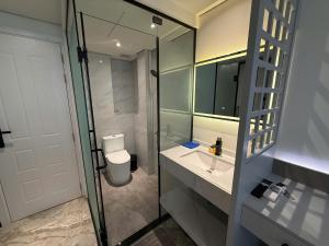 Rix Hotel District 1