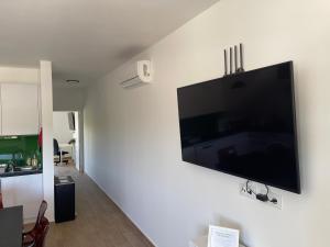 Orange Grove Residence