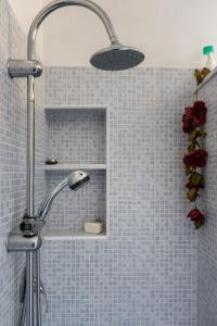 The Peacock house img3