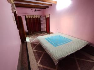 Heritage Homestay At Old City Near Holy Ganges