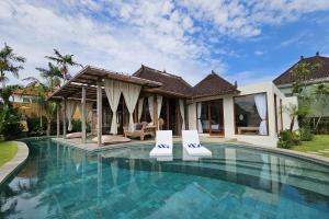 Villa DiYara Ubud - 6000 Sq Ft Private Villa - Stunning Rice field View - Big pool & garden