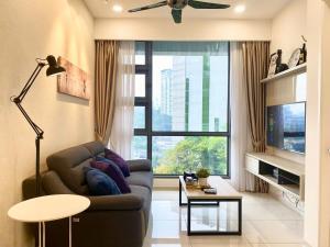 The Loft Living Suites at Robertson Residences