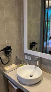 Villa Trisna Penarungan, Singaraja - Bali