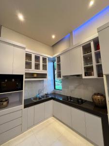 Villa Trisna Penarungan, Singaraja - Bali