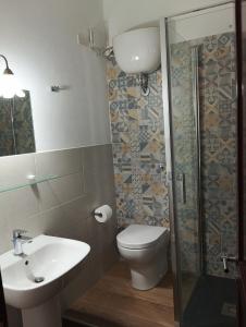 Appartamento con 2 Camere da Letto, Balcone e Vista mare