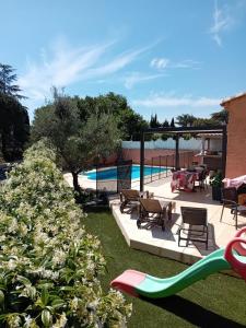 Charmante villa tout confort,sans vis a vis avec piscine