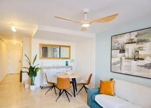 Ocean Vista Elegant Two Bedroom Duplex with Sea Views fromTerraces Great Location in Palm Mar