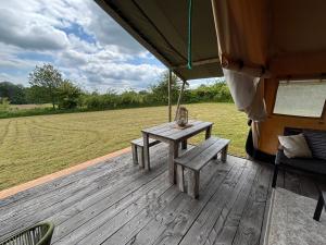 Tentes de luxe Canvas chill-out : photos des chambres