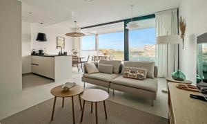 La Luz de Cristal spacious and comfortable new-build apartment with large terrace