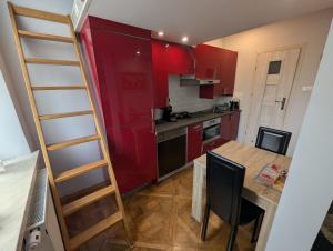 Downtown Riverview apartment